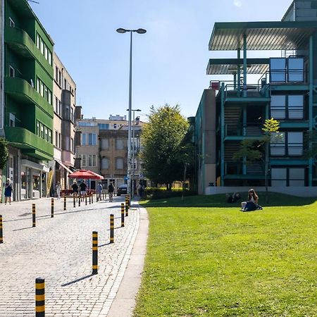 Ferienwohnung Downtown 2 Minutes By Walk To Center And Metro-Direct To Airpot T4 Porto Exterior foto