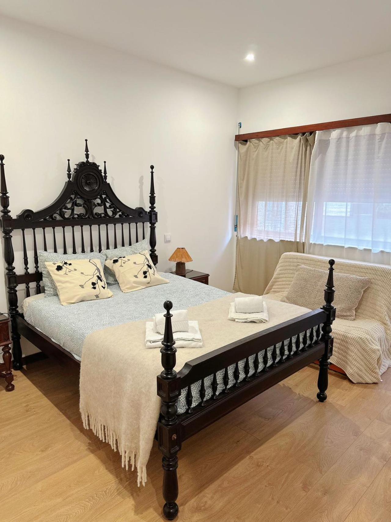 Ferienwohnung Downtown 2 Minutes By Walk To Center And Metro-Direct To Airpot T4 Porto Exterior foto